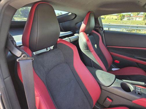 2025 Nissan Z Performance Automatic Transmission