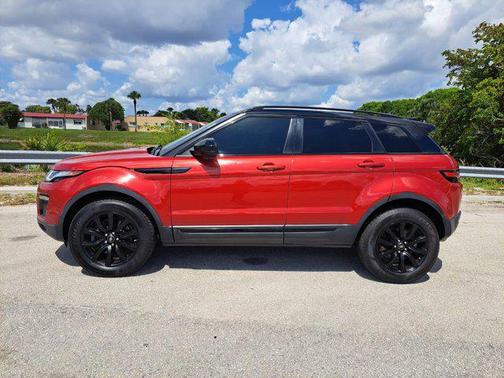 2019 Land Rover Range Rover Evoque SE Premium