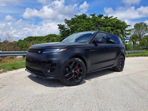 2025 Land Rover Range Rover Sport SE