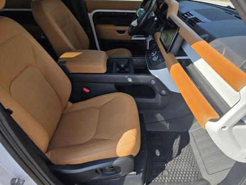 2023 Land Rover Defender 110 S