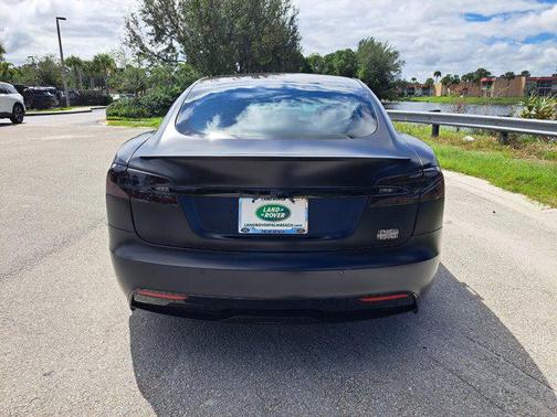 2021 Tesla Model S Plaid