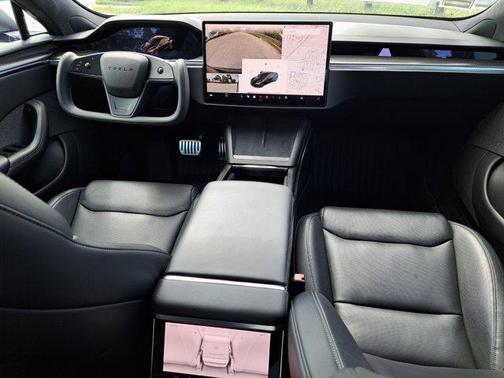 2021 Tesla Model S Plaid