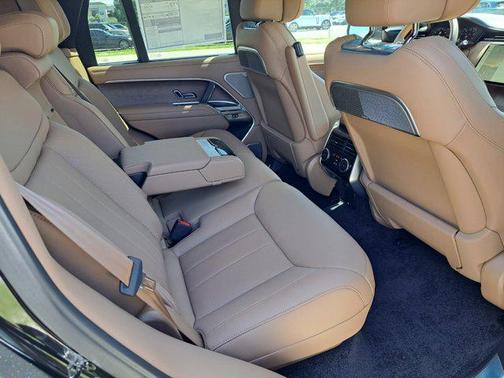 2025 Land Rover Range Rover P530 Autobiography