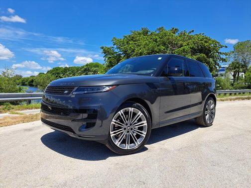 2025 Land Rover Range Rover Sport SE