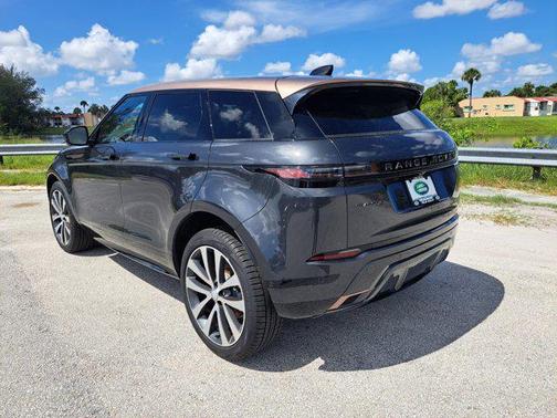 2024 Land Rover Range Rover Evoque Dynamic SE