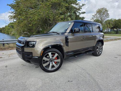 2026 Land Rover Defender P400 X