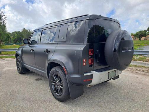 2024 Land Rover Defender 110 P400 S