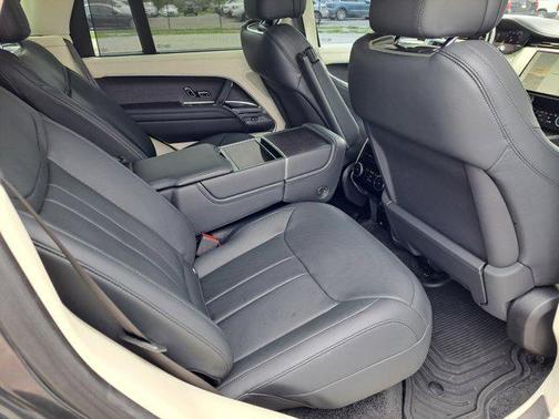 2023 Land Rover Range Rover Autobiography
