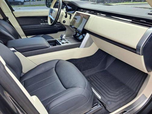 2023 Land Rover Range Rover Autobiography
