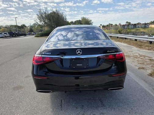 2022 Mercedes-Benz S-Class S 580 4MATIC