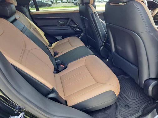 2023 Land Rover Range Rover Sport SE