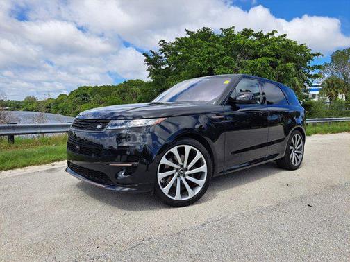 2023 Land Rover Range Rover Sport SE