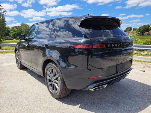 2025 Land Rover Range Rover Sport P360 S