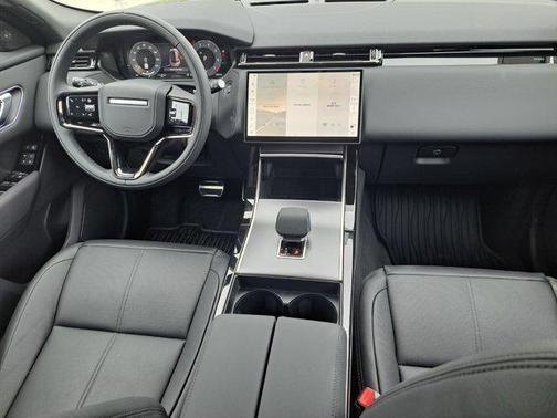2025 Land Rover Range Rover Velar P250 SE R-Dynamic