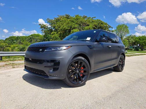 2025 Land Rover Range Rover Sport SE