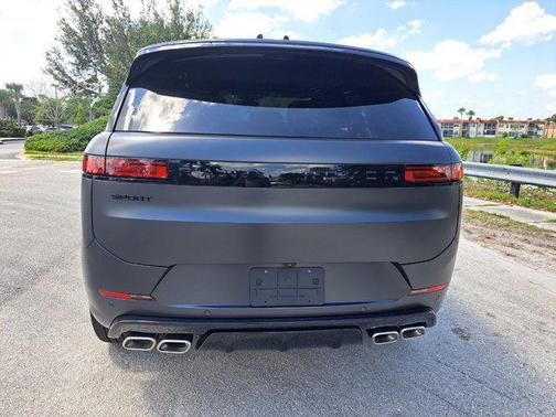 2025 Land Rover Range Rover Sport SE