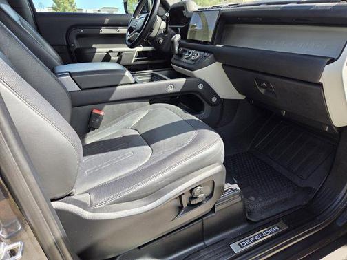 2022 Land Rover Defender 90 X-Dynamic HSE