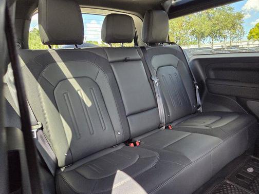 2022 Land Rover Defender 90 X-Dynamic HSE