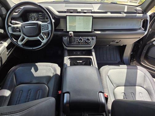 2022 Land Rover Defender 90 X-Dynamic HSE