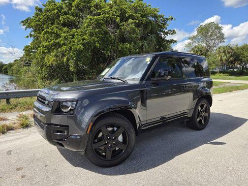 2022 Land Rover Defender 90 X-Dynamic HSE
