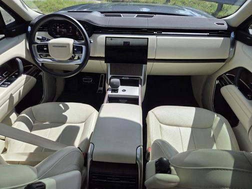 2024 Land Rover Range Rover P530 SE