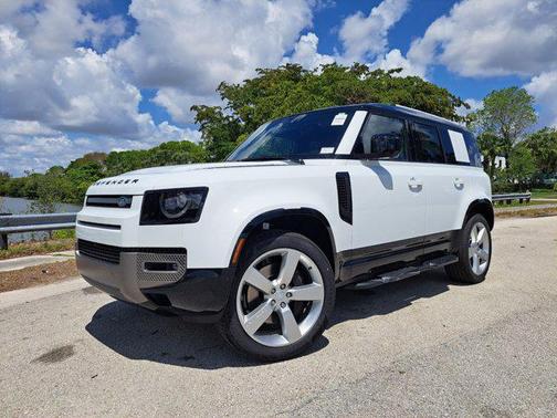 2025 Land Rover Defender 110 P400 X-Dynamic SE