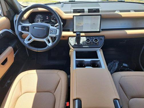 2025 Land Rover Defender 110 P400 X-Dynamic SE