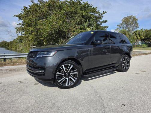 2023 Land Rover Range Rover P530 SE