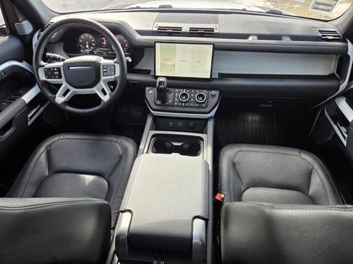 2024 Land Rover Defender 130 P400 S