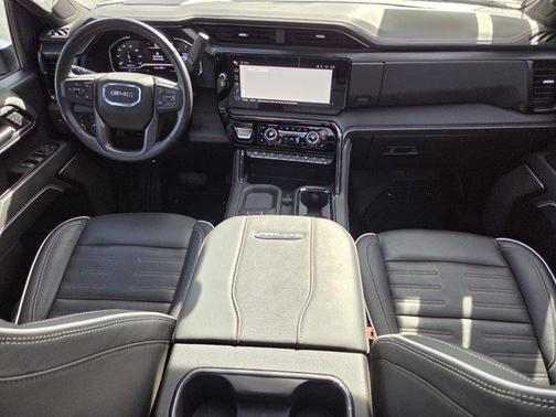 2024 GMC Sierra 2500 AT4