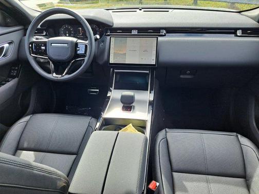 2025 Land Rover Range Rover Velar P250 SE R-Dynamic