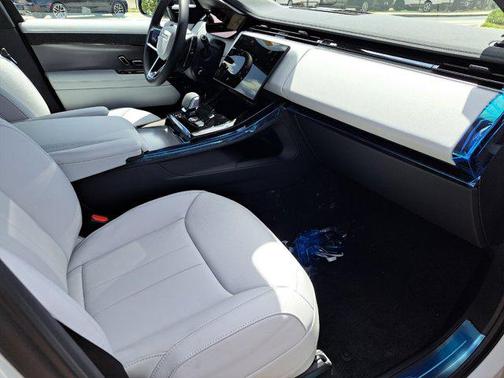 2025 Land Rover Range Rover Sport P360 S