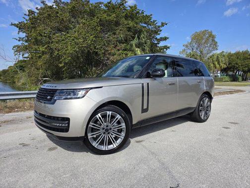 2026 Land Rover Range Rover P400 SE 7 Seat