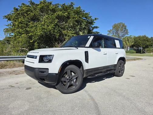 2026 Land Rover Defender P400 X-Dynamic SE