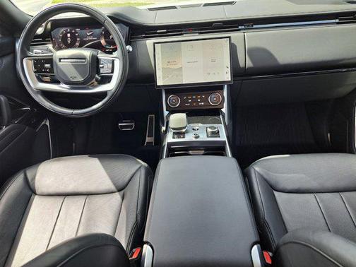 2022 Land Rover Range Rover P400 SE