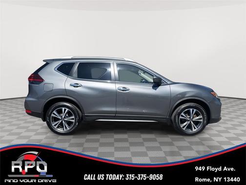 Gun Metallic 2019 Nissan Rogue SV