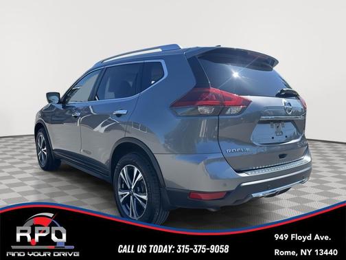 Gun Metallic 2019 Nissan Rogue SV