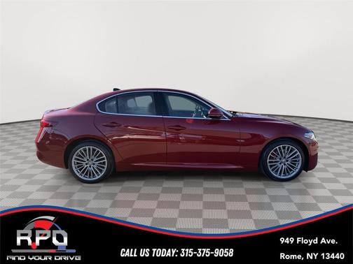 Alfa Rosso 2019 Alfa Romeo Giulia Ti Lusso