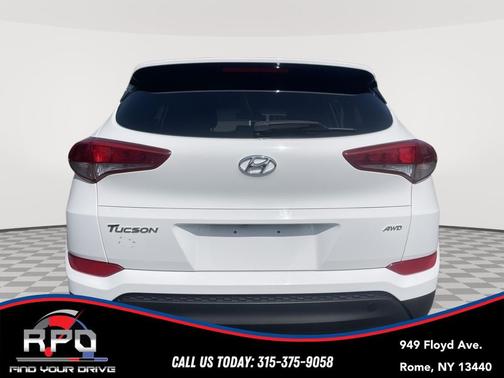 2017 Hyundai TUCSON SE