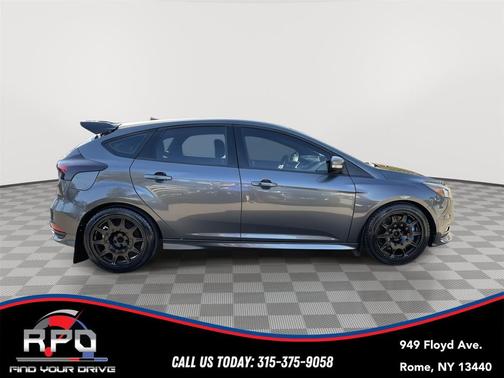 2015 Ford Focus ST 