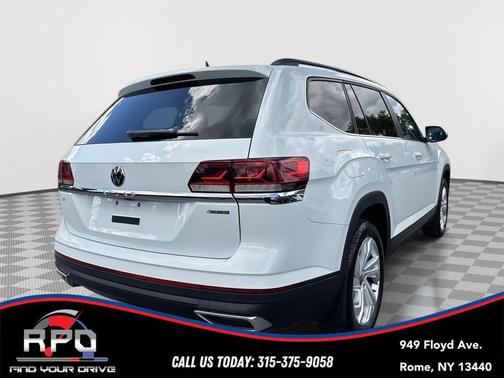 Pure White 2023 Volkswagen Atlas 2.0T SE w/Technology 4MOTION