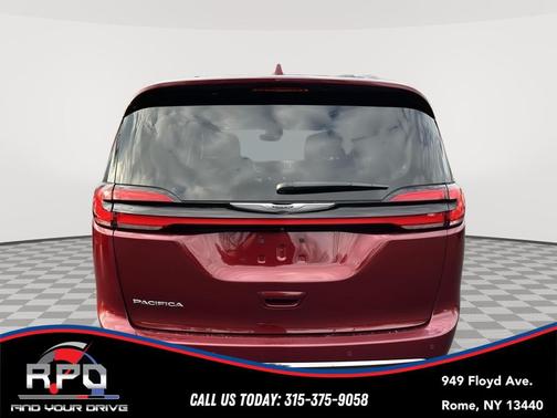 2021 Chrysler Pacifica Touring