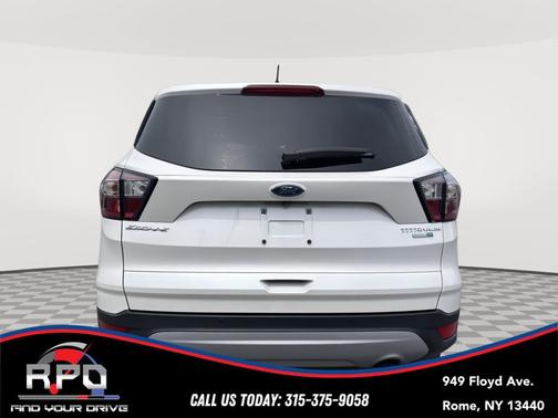 White Platinum Metallic Tri-Coat 2017 Ford Escape Titanium