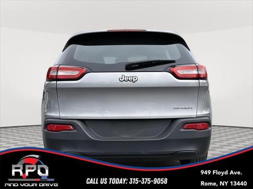 2017 Jeep Cherokee Sport