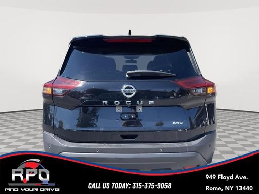2021 Nissan Rogue S