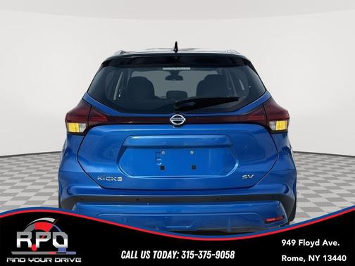 2021 Nissan Kicks SV