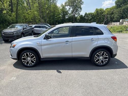 2017 Mitsubishi Outlander Sport 2.0 ES