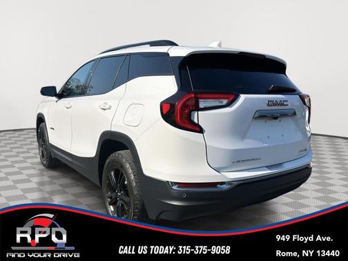 Summit White 2024 GMC Terrain AT4