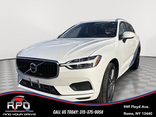 Crystal White Pearl Metallic 2019 Volvo XC60 T6 Momentum