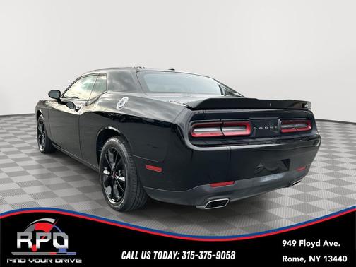 2021 Dodge Challenger SXT